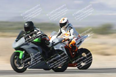 media/Dec-01-2025-Moto Forza (Mon) [[2daa91e15f]]/1-Advanced Group/Session 3 Turn 3 Exit Bump Pans/